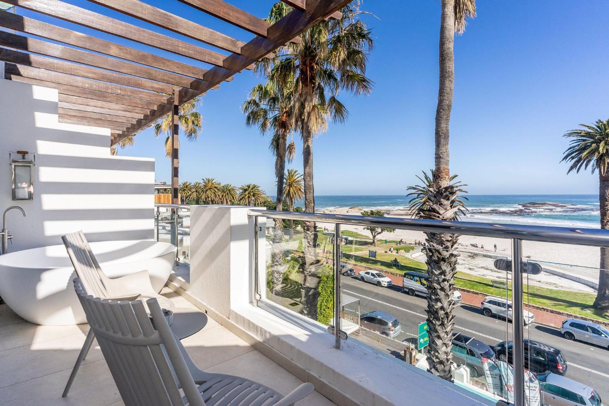 Hotel The Bay Cape Town